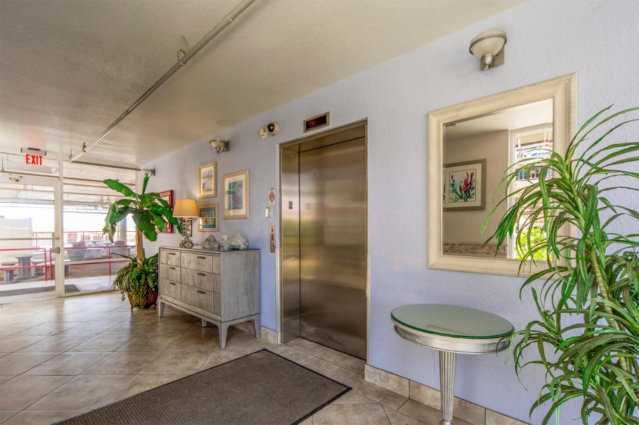 301 Crimson Condos St. Pete Beach Exterior foto
